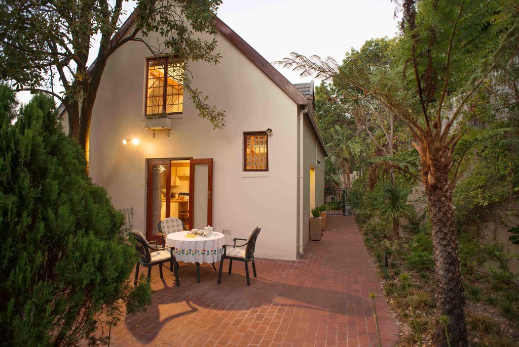 Villa Meadows Mountain View à Hout Bay Extérieur photo